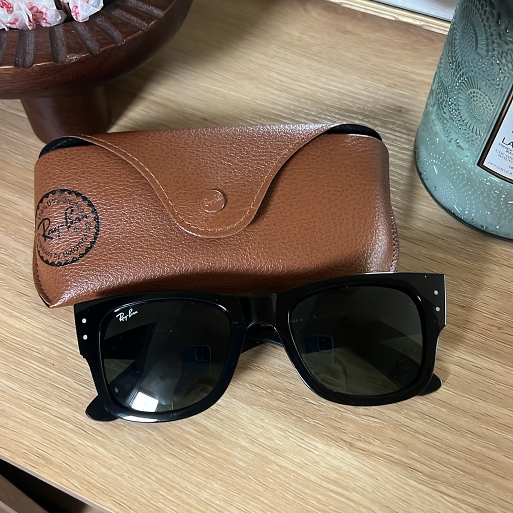 Ray-Ban Mega Wayfarer